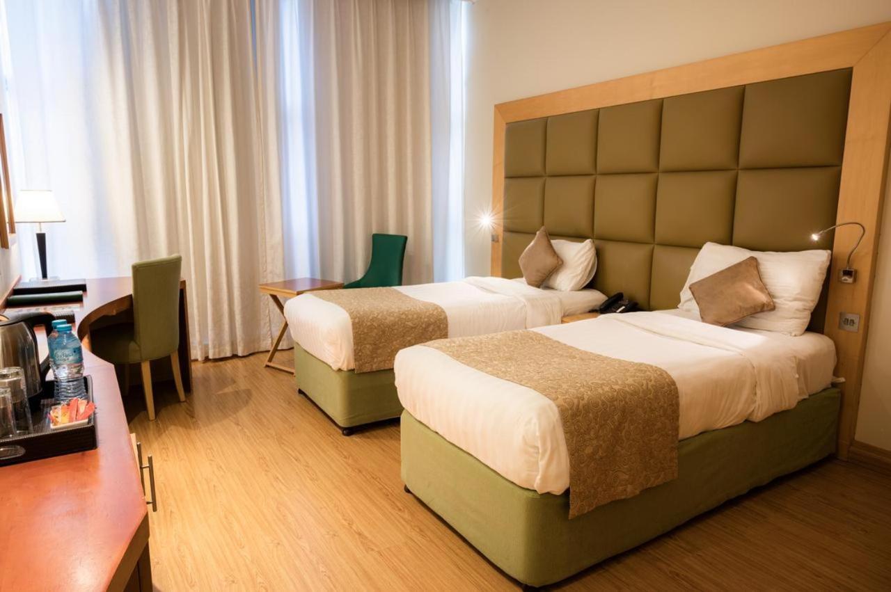The Leela Otel 4*
