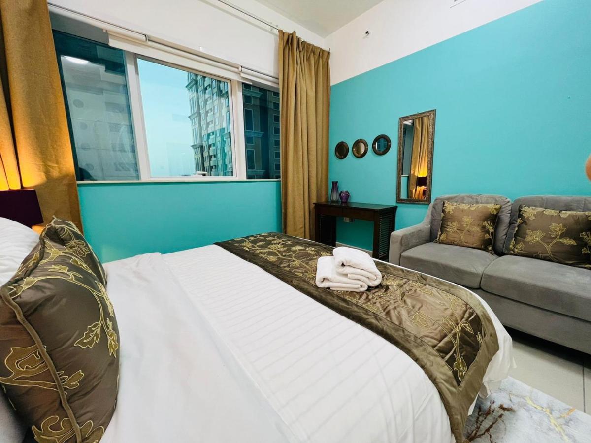 Entire Private Self Catered Marina Dubai