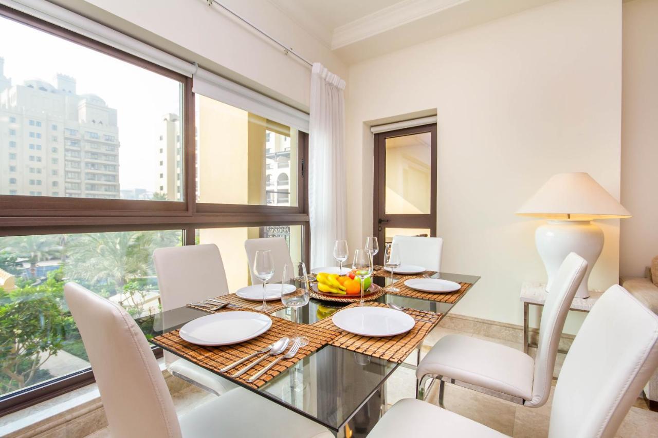 Bespoke Homes - Palm Jumeirah- 2 Bedroom & Pool Access, South Apartment Dubai