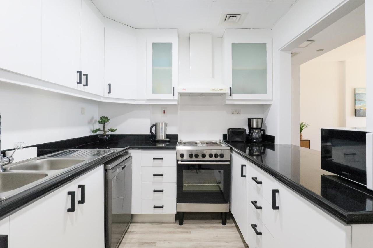 Higuests - Amazing Sea Views From 2br In Jbr Apartment Dubai