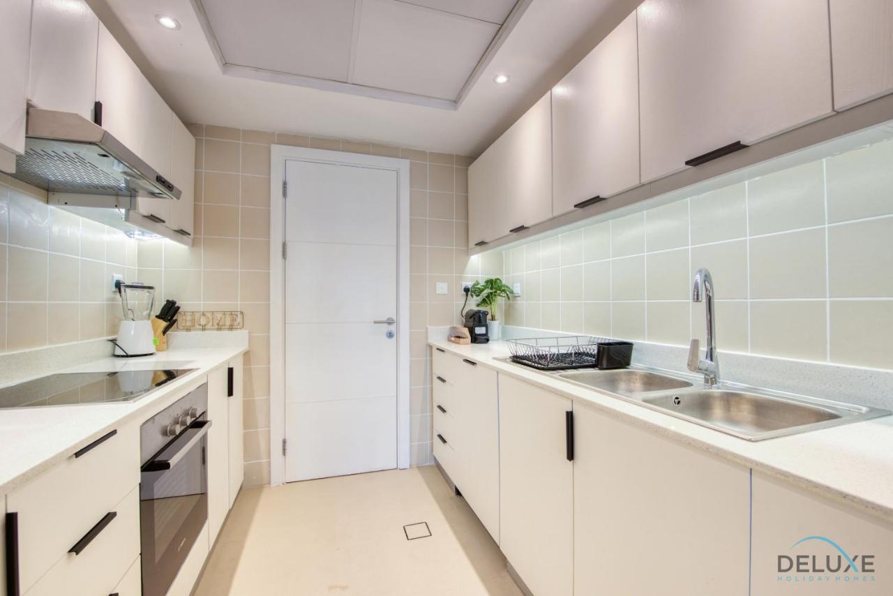 Elegant 2br At The Point Marina By Deluxe Homes Apartment Dubai