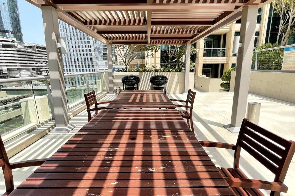 Marina, Two Bedrooms With Full Marina View Daire *