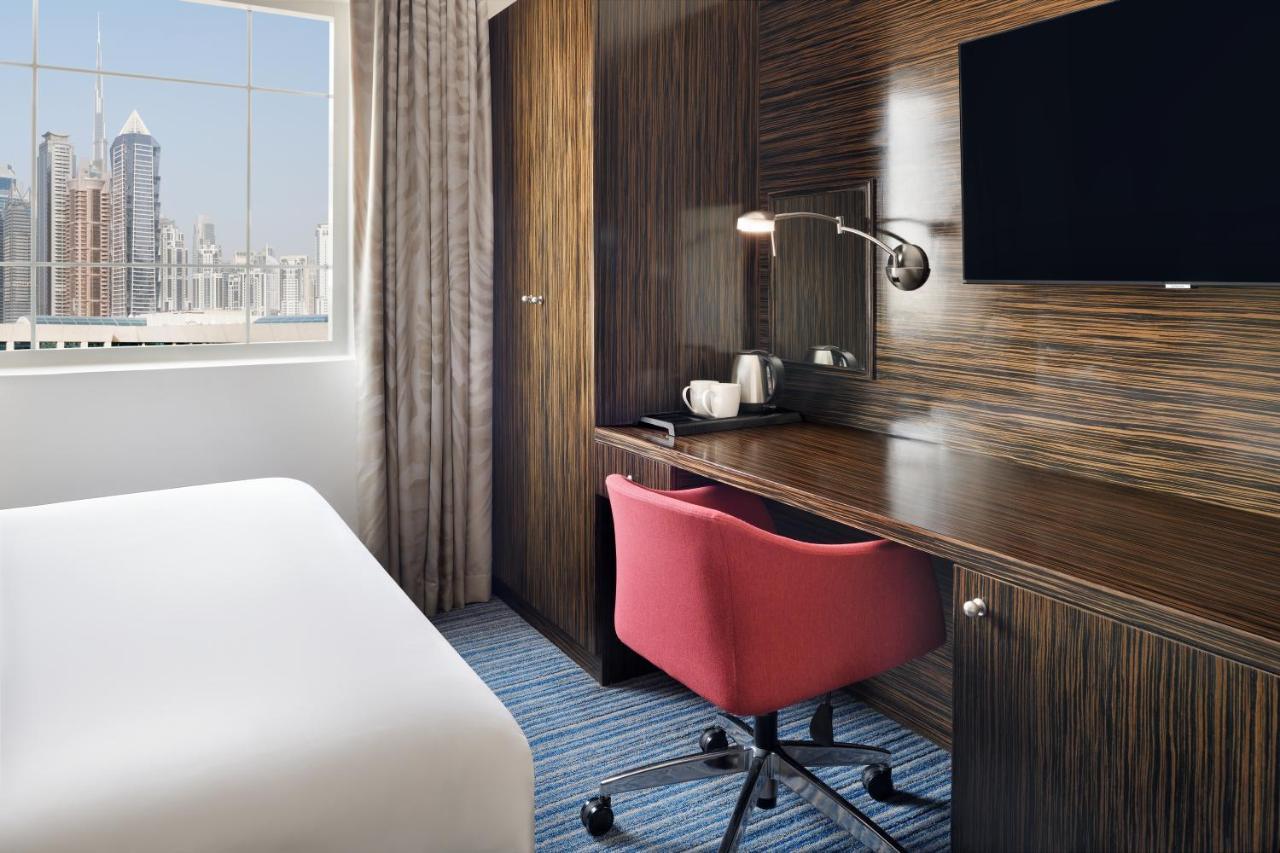 Express Safa Park By Ihg Hotel