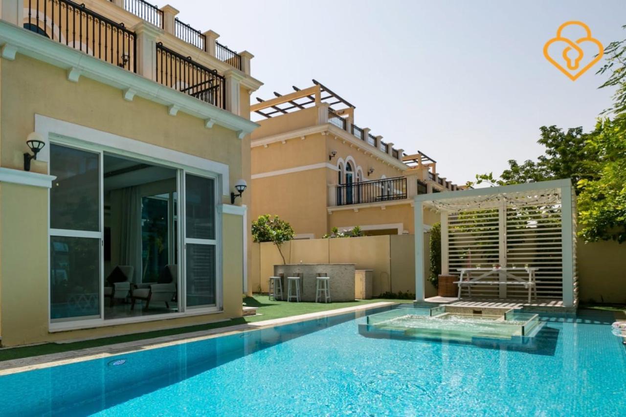 Keysplease 4 Bed Jacuzzi & Pool Jumeirah Park Villa