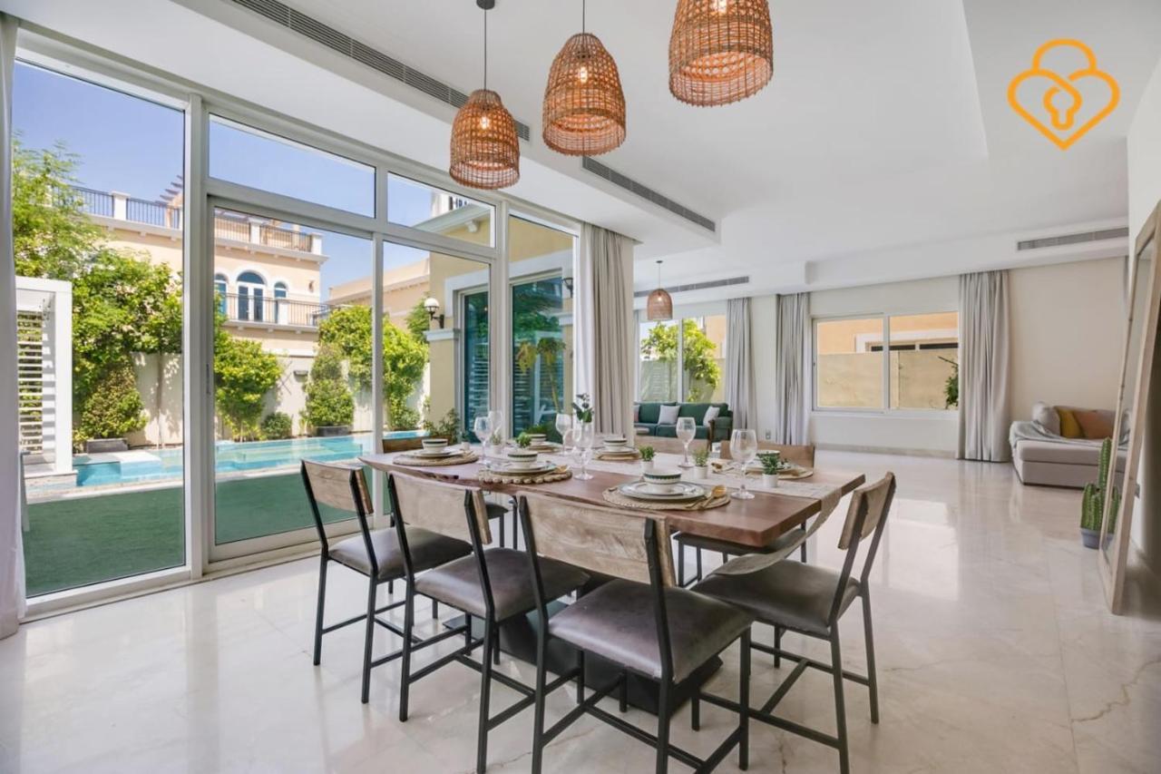Keysplease 4 Bed Jacuzzi & Pool Jumeirah Park *
