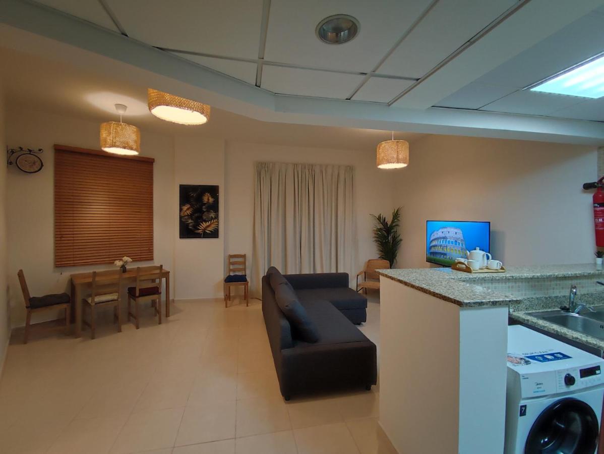 Cozy 1br Close To Dragon Market And Global Village Daire Dubai