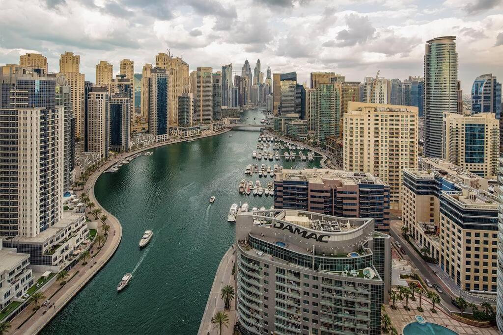 La Buena Vida Homes: Beachfront Luxury In Jbr * Dubai