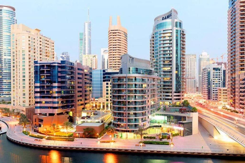 La Buena Vida Homes - Exquisite Spacious Luxe 1br , Full Marina View, Kitchen, 5 Min To Beach, Jbr And Marina Daire Dubai