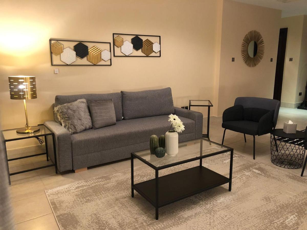 Luxury 3 Bedroom - Mall 5 Min Walk * Dubai