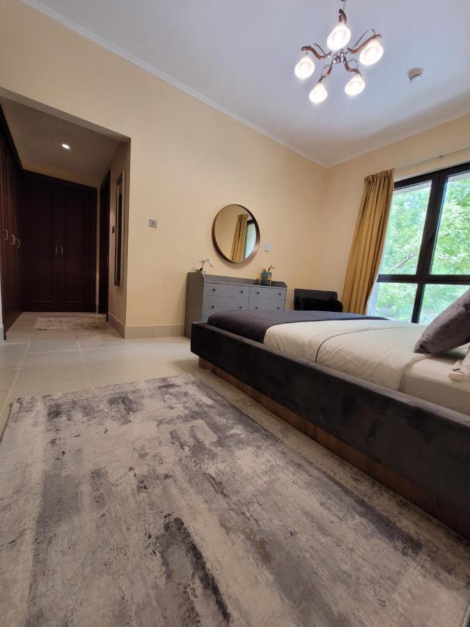Luxury 3 Bedroom - Mall 5 Min Walk Apartamento
