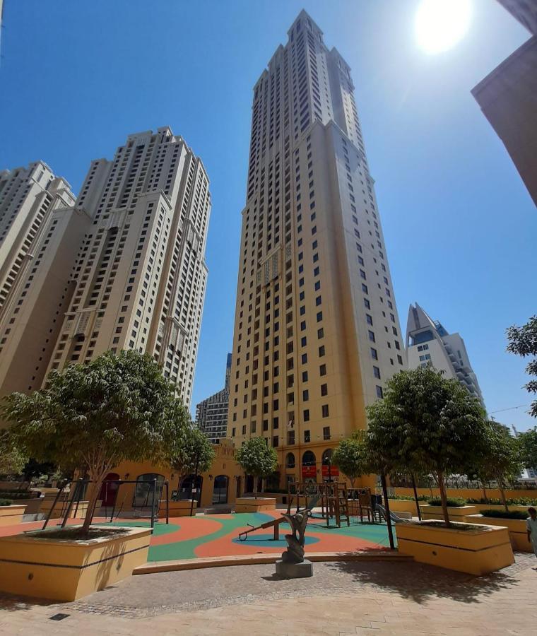 Apartment La Buena Vida Homes: Beachfront Luxury In Jbr