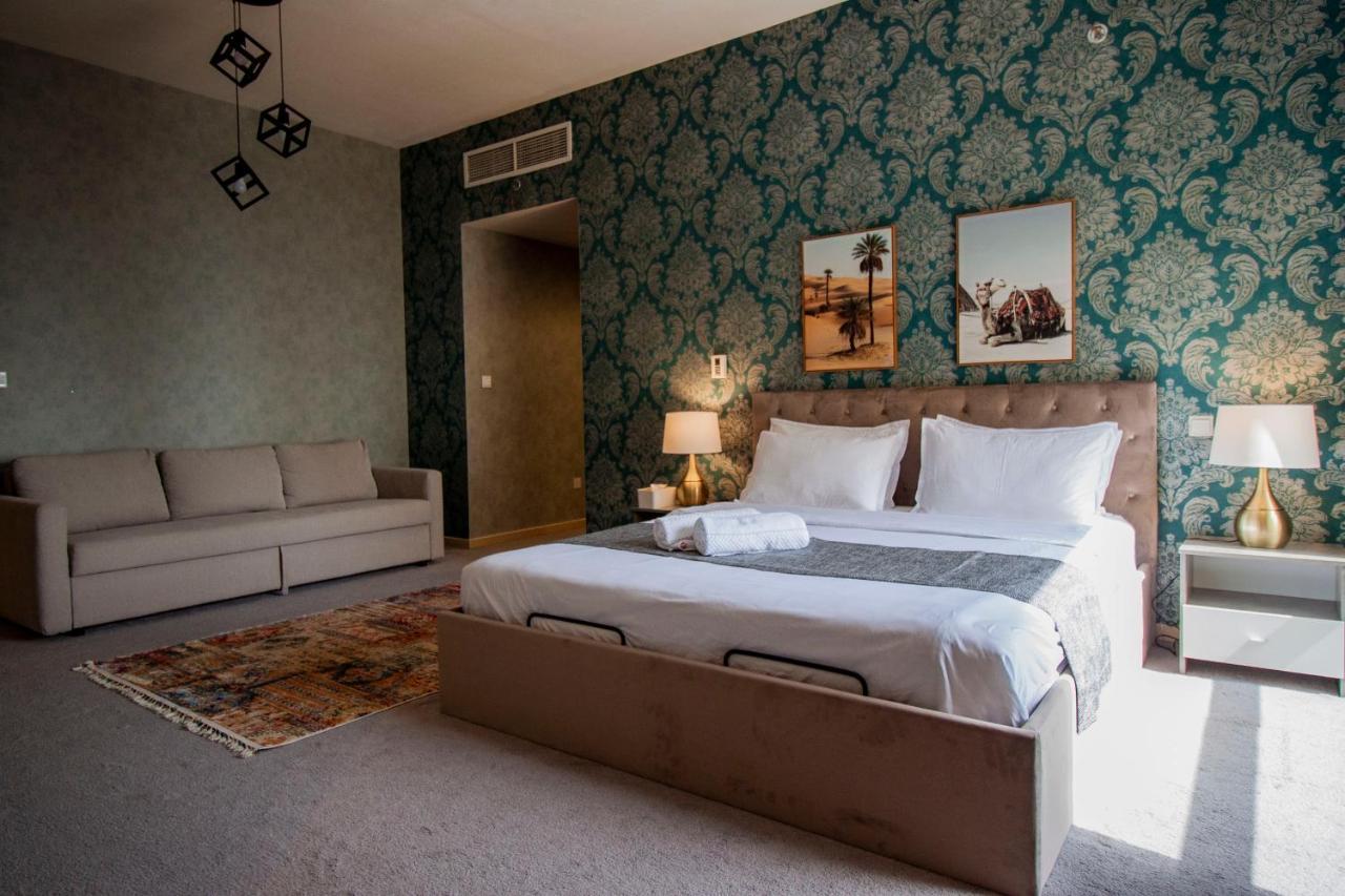 Apartment La Buena Vida Homes: Beachfront Luxury In Jbr Dubai