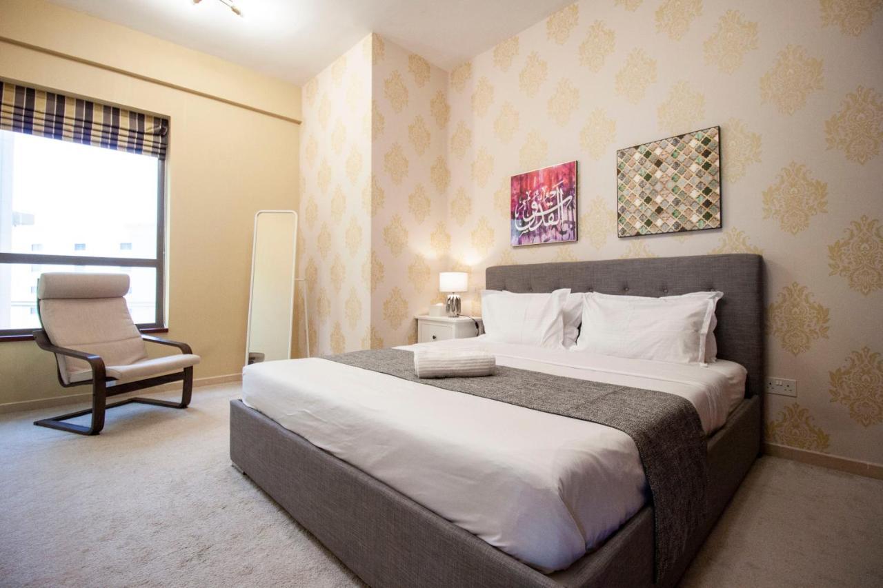 La Buena Vida Homes: Beachfront Luxury In Jbr Dubai