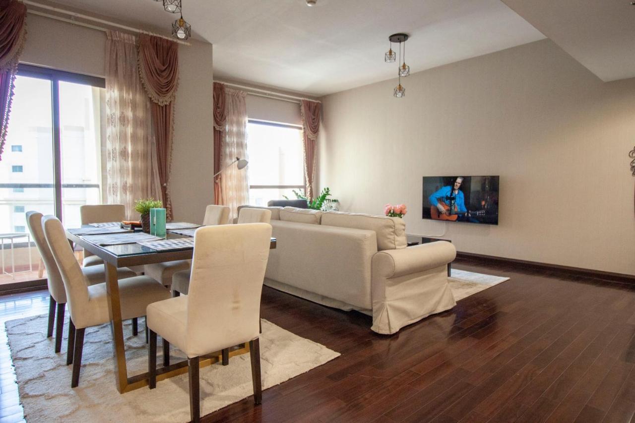 La Buena Vida Homes: Beachfront Luxury In Jbr