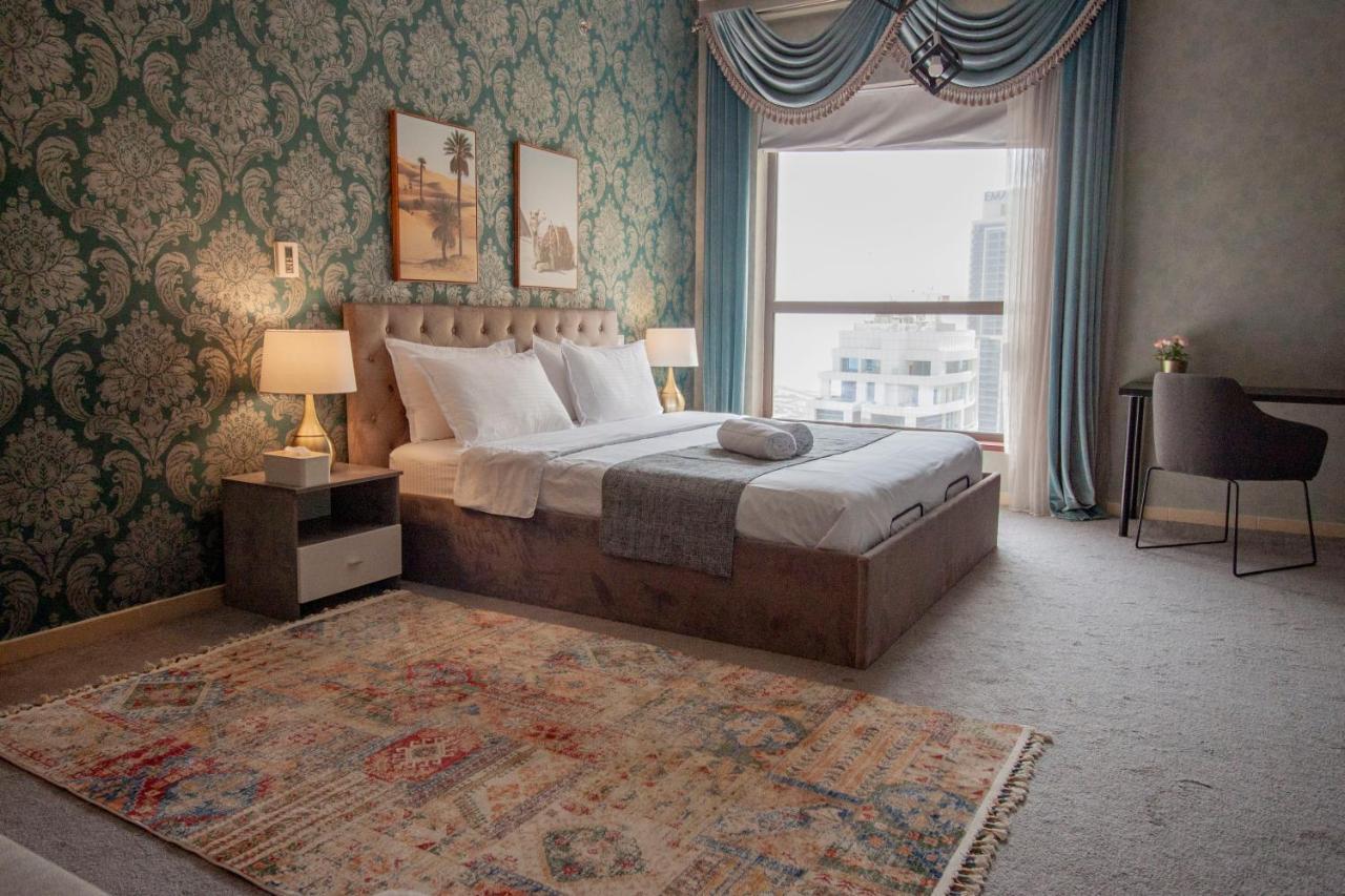 La Buena Vida Homes: Beachfront Luxury In Jbr Apartment Dubai
