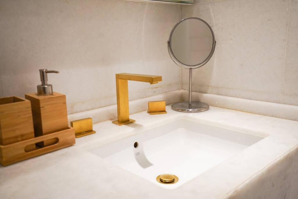 Private Pool Apt. Five Palm Jumeirah Up To 6guest Apartamento
