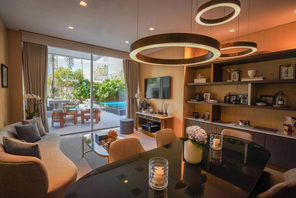 Private Pool Apt. Five Palm Jumeirah Up To 6guest Apartamento Dubai