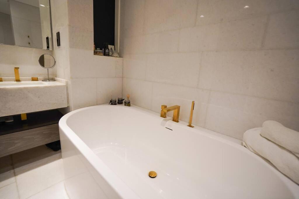 Apartamento Private Pool Apt. Five Palm Jumeirah Up To 6guest *