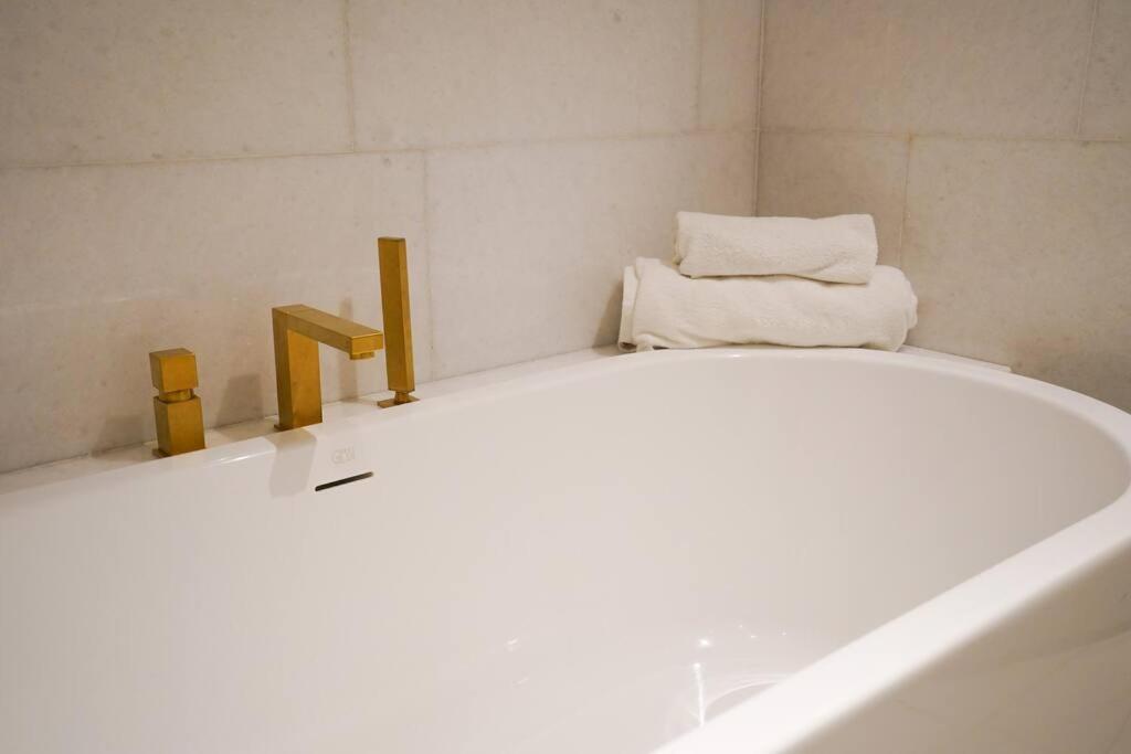 Private Pool Apt. Five Palm Jumeirah Up To 6guest Apartamento