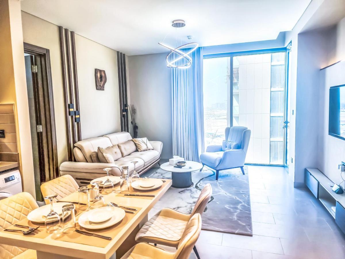 By Latinem Luxury 2br Cv A1409 Near Burj Khalifa *