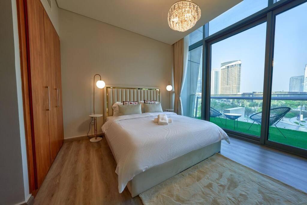 Magnificent Stunning 3 Bedroom With Burj Khalifa View Daire Dubai