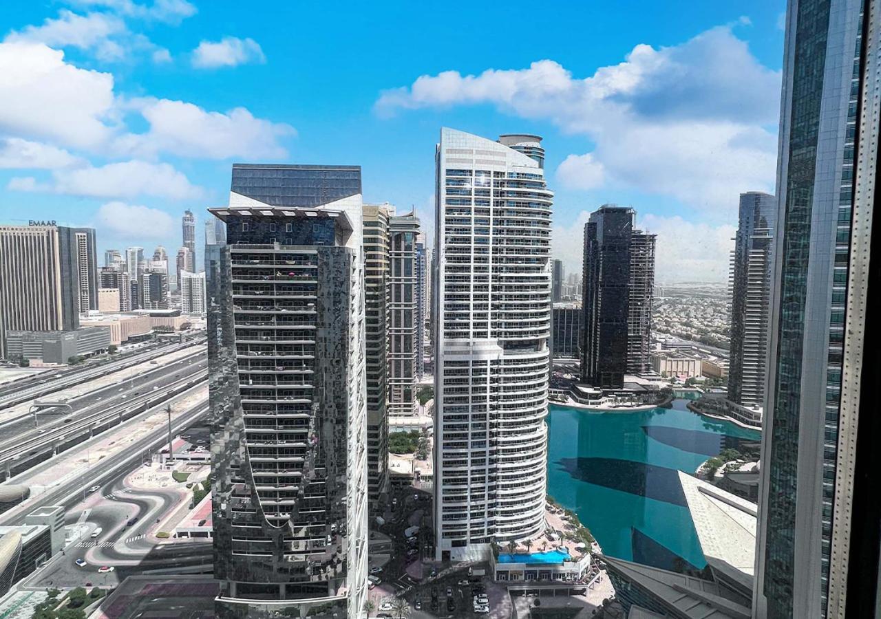 Cosmos Living Modern Near Marina Daire Dubai