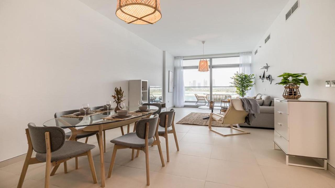 Apartment Hashtag - Luxury 2bdr On The Palm Azure Residences