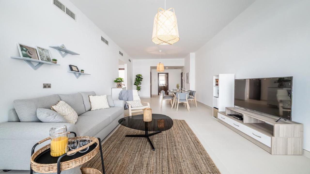 Apartment Hashtag - Luxury 2bdr On The Palm Azure Residences *
