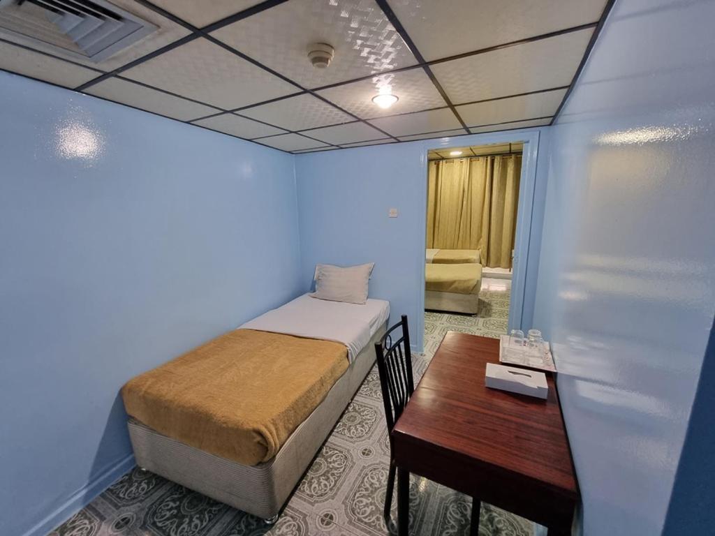 Otel West