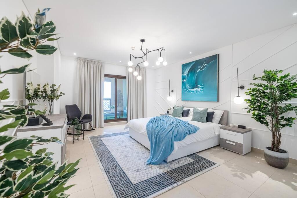 Ultimate / 4 Beds / Private / The Palm / Beachfront / Upgraded / Full Palm, Marina Skyline, Ain View Daire Dubai