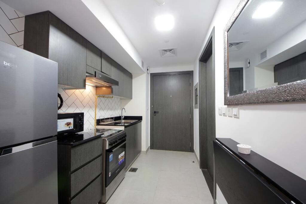Apartamento Bella Rose Studio Apartment- Al Barsha