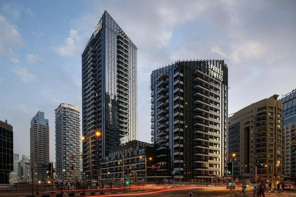 Cozy Studio In Sparkle Tower Jbr By Suiteable Apartment *