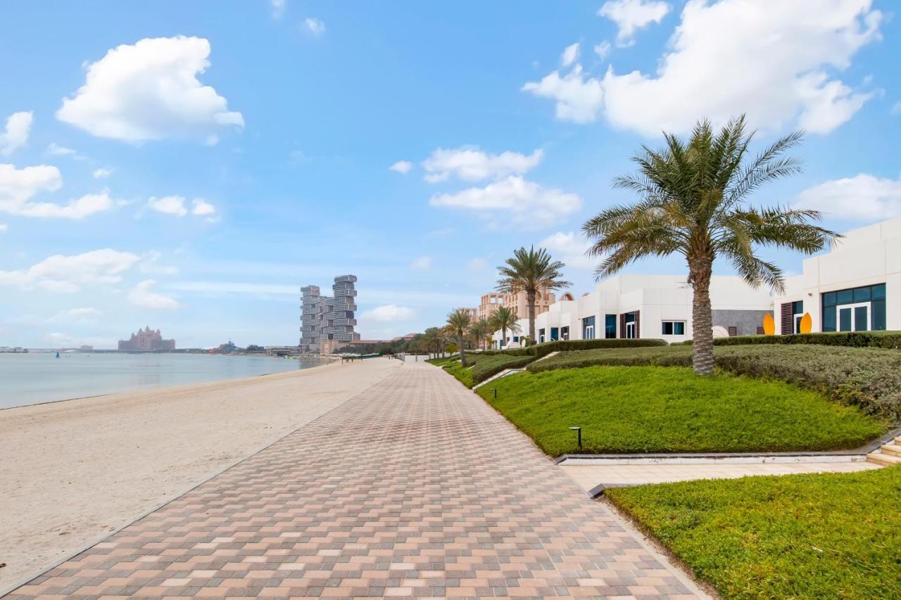 Villa Fam Living - Sarai Beach Villas - Palm Jumeirah - Families Only *