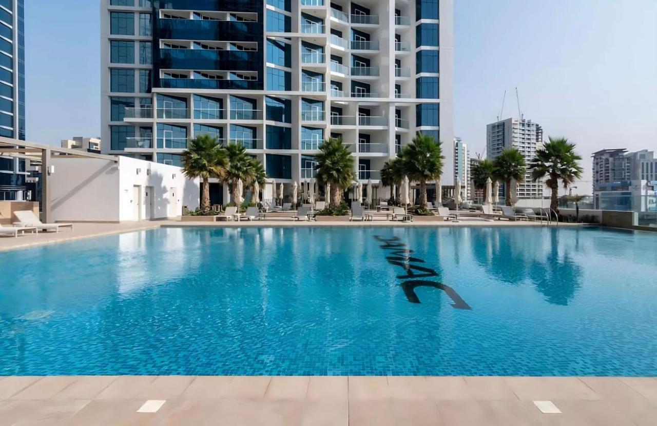 5-star Luxury Studio Near Burj Khalifa With Amazing Canal & View! Apartment *