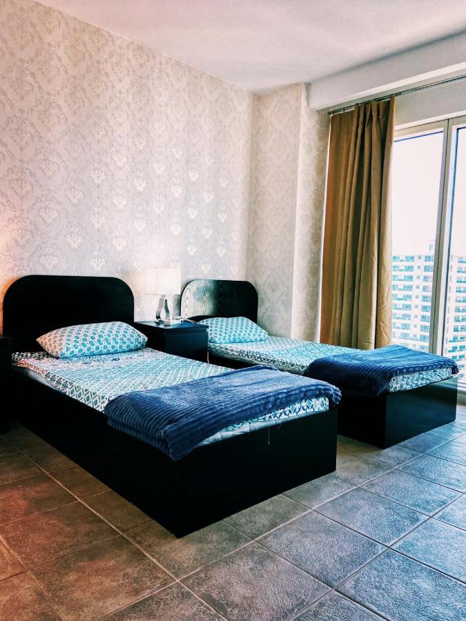 Travelers Backpackers Hostel Dubai