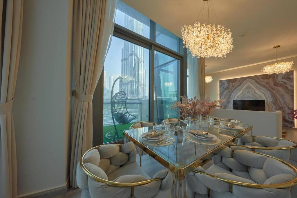 Magnificent Stunning 3 Bedroom With Burj Khalifa View * Dubai