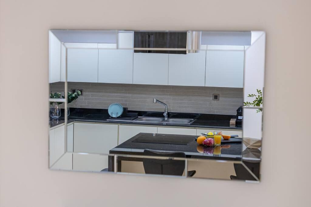 Ultimate / 4 Beds / Private / The Palm / Beachfront / Upgraded / Full Palm, Marina Skyline, Ain View Daire