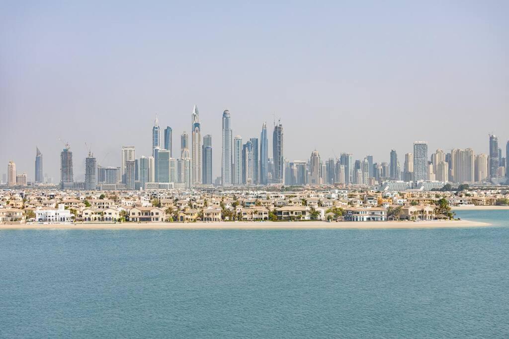 Ultimate / 4 Beds / Private / The Palm / Beachfront / Upgraded / Full Palm, Marina Skyline, Ain View Daire