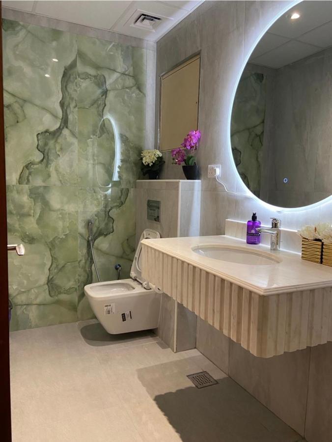 Usmans 1 Bedroom 4 Beds Jbr Huge Sea View 120 Sqm 2 Balconies Apartment Dubai