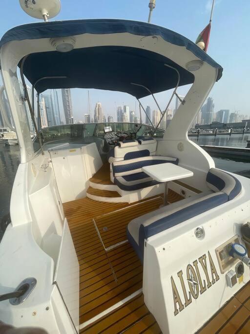 Yacht Boat 2 Beds 1 Bath Eye Marina Jbr *