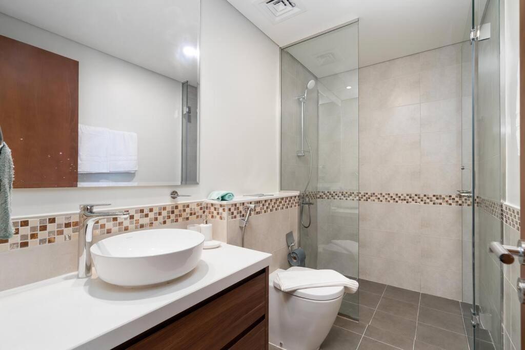 2bdr - Burj Khalifa View - Pool, Sauna & Hamam Dubai