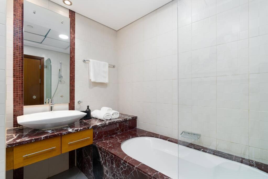 Ultimate 3 Beds Sea And Jbr High Floor Daire Dubai