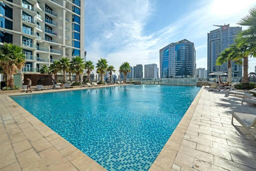 At The Burj View - Special Offer Apartment