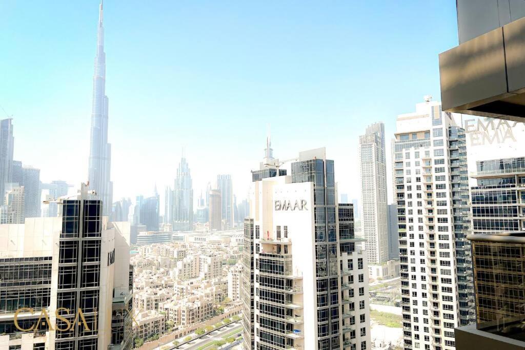 Lovely Big Studio W/ Burj Khalifa View In Downtown Apartment *