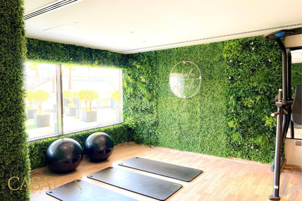 Lovely Big Studio W/ Burj Khalifa View In Downtown Dubai
