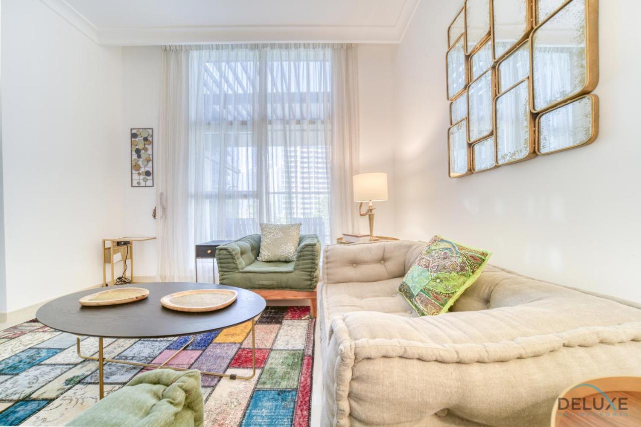 Villa Distinguished 4br With 2 Assistant's At Marinascape Marina By Deluxe Dubai