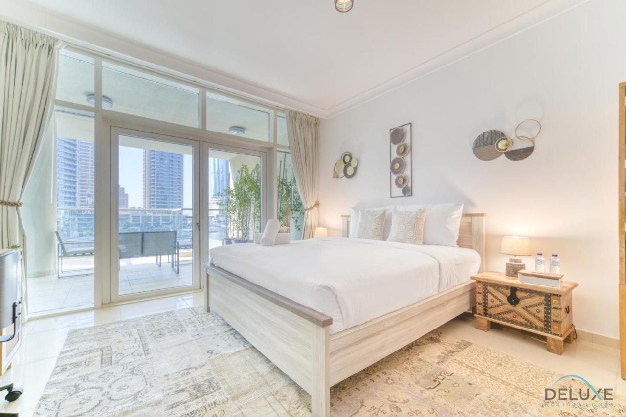 Distinguished 4br With 2 Assistant's At Marinascape Marina By Deluxe Villa *