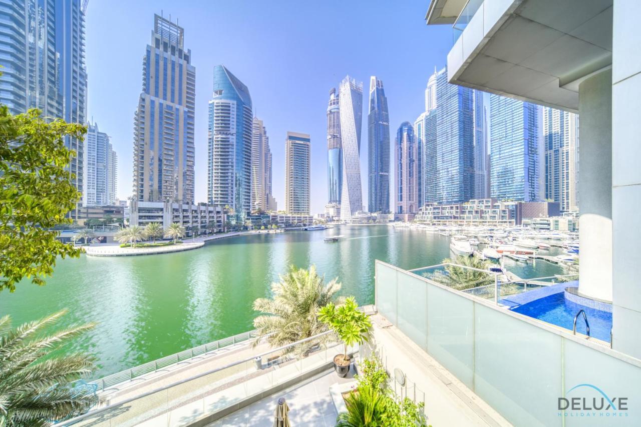 Distinguished 4br With 2 Assistant's At Marinascape Marina By Deluxe Villa