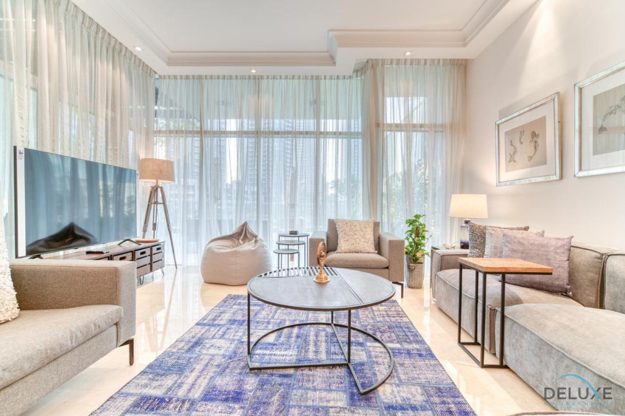 Villa Distinguished 4br With 2 Assistant's At Marinascape Marina By Deluxe Dubai