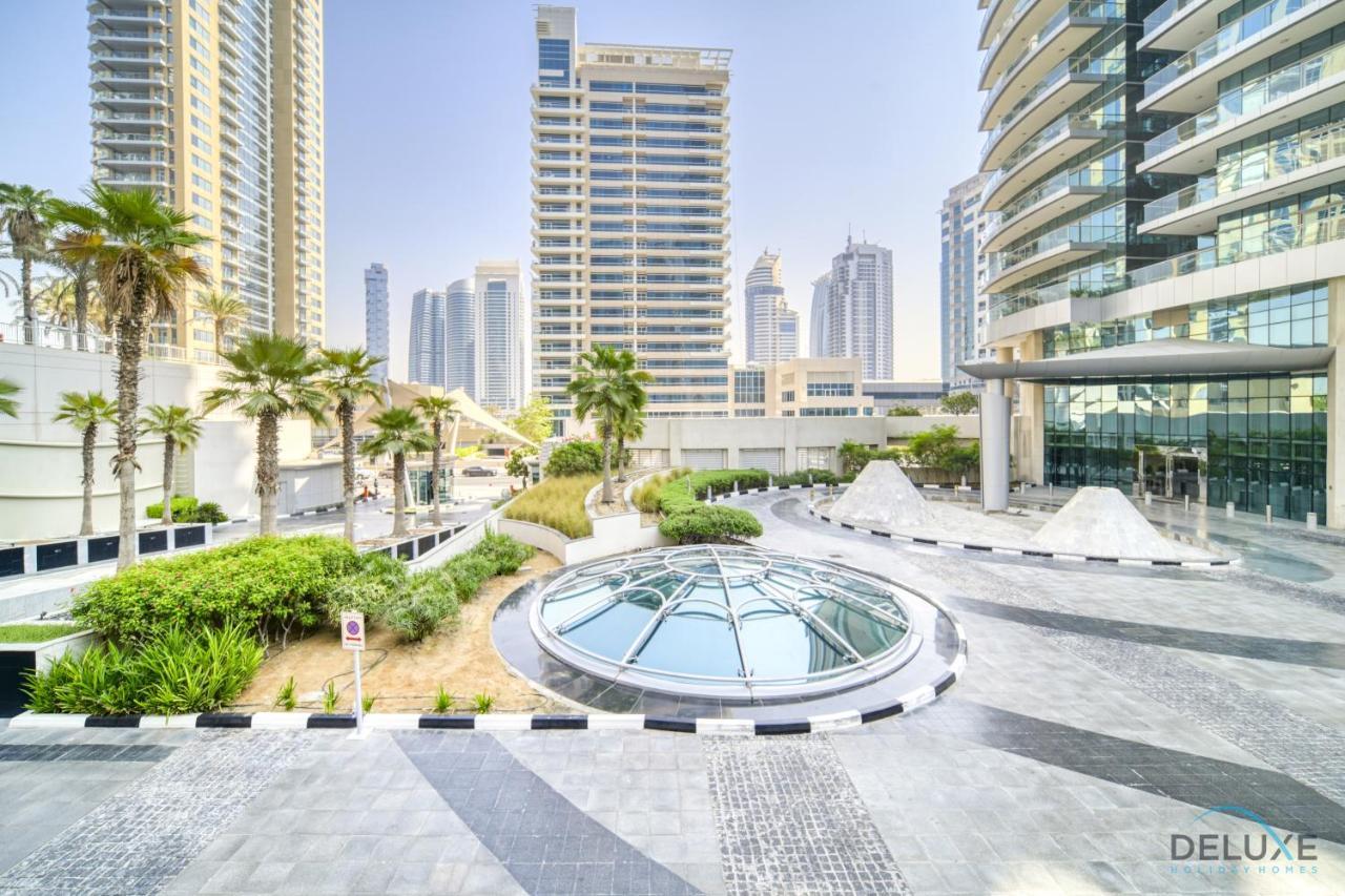 Distinguished 4br With 2 Assistant's At Marinascape Marina By Deluxe *